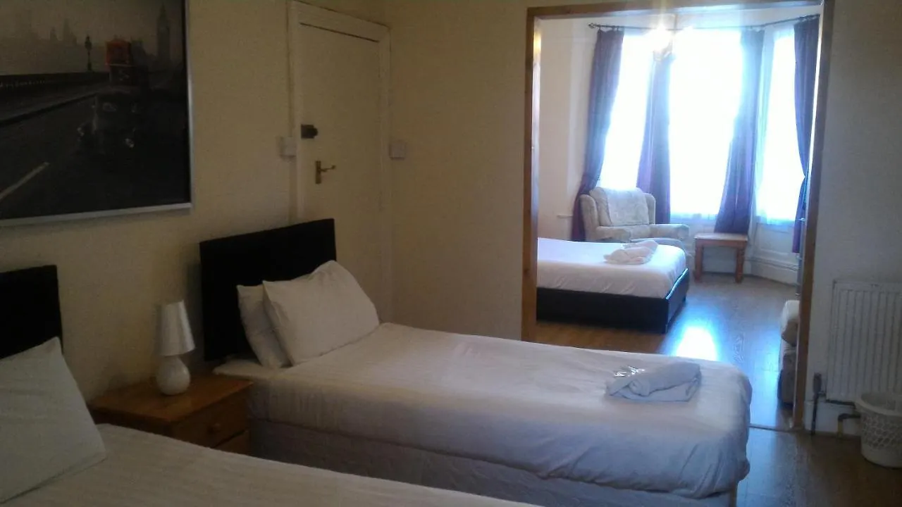 Cedar Lodge Hotel Exeter 2*,  United Kingdom